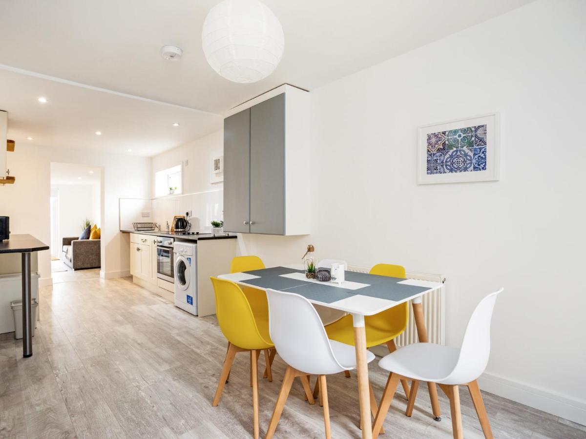 Villa Outstanding 6 Sleeper - Great Location - Legoland Windsor Exterior foto