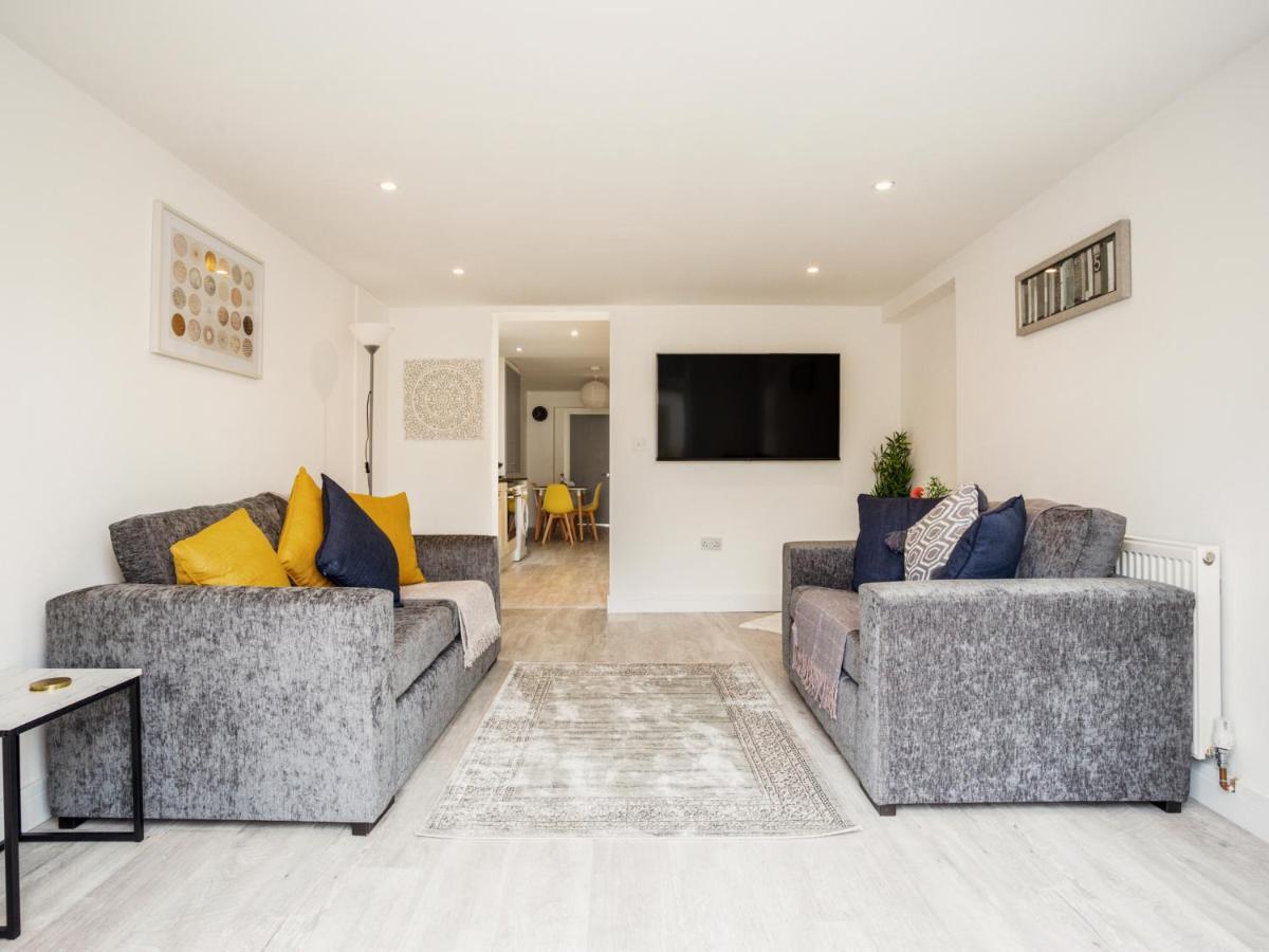 Villa Outstanding 6 Sleeper - Great Location - Legoland Windsor Exterior foto